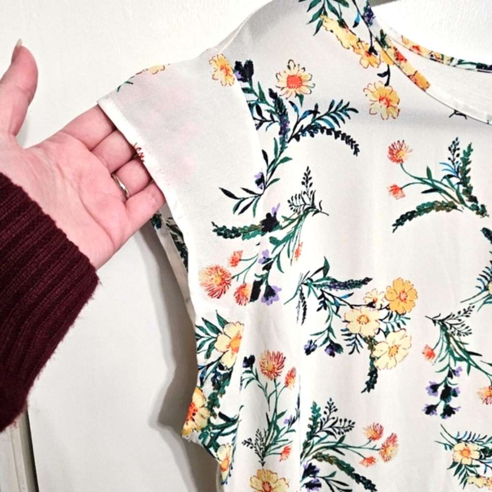 Van Heusen Floral Short Sleeve Blouse Size XL - Picture 4 of 8
